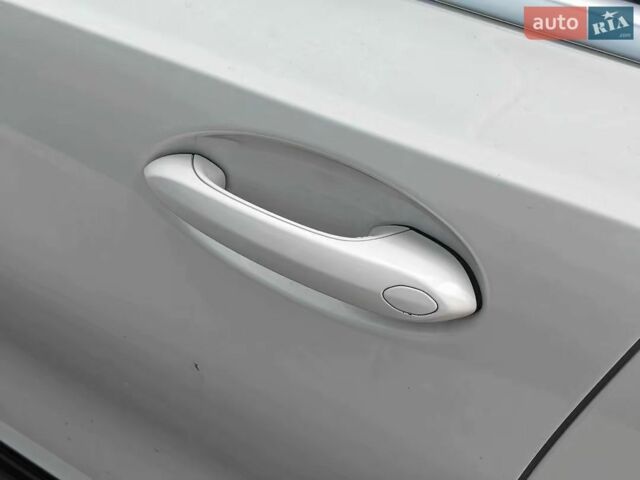Белый БМВ И3, объемом двигателя 0 л и пробегом 103 тыс. км за 8999 $, фото 18 на Automoto.ua
