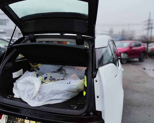 Білий БМВ І3, об'ємом двигуна 0 л та пробігом 85 тис. км за 9444 $, фото 22 на Automoto.ua