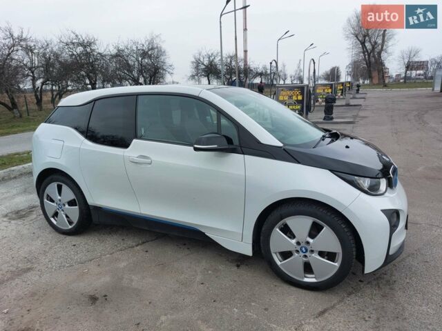 Белый БМВ И3, объемом двигателя 0 л и пробегом 84 тыс. км за 10000 $, фото 11 на Automoto.ua