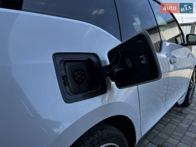 Белый БМВ И3, объемом двигателя 0 л и пробегом 100 тыс. км за 10000 $, фото 8 на Automoto.ua