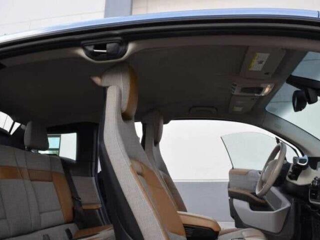 Белый БМВ И3, объемом двигателя 0.7 л и пробегом 53 тыс. км за 2700 $, фото 9 на Automoto.ua