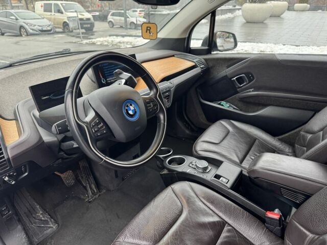 Белый БМВ И3, объемом двигателя 0 л и пробегом 110 тыс. км за 8400 $, фото 7 на Automoto.ua