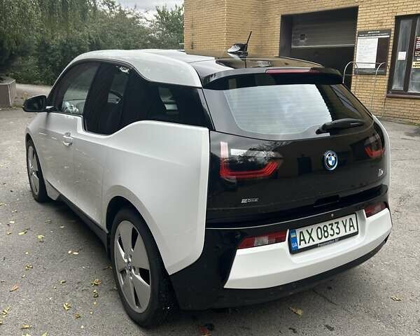 БМВ И3 2016 в Харькове на Automoto.ua Белый БМВ И3, объемом двигателя 0 л и пробегом 148 тыс. км за 13200 $, фото 3 на Automoto.ua