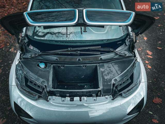 Белый БМВ И3, объемом двигателя 0 л и пробегом 90 тыс. км за 12500 $, фото 18 на Automoto.ua