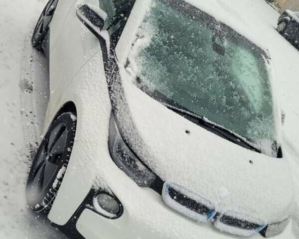 Білий БМВ І3, об'ємом двигуна 0 л та пробігом 124 тис. км за 16700 $, фото 1 на Automoto.ua