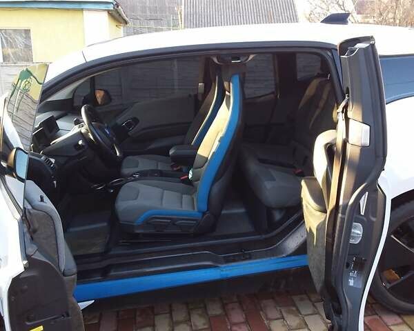 Белый БМВ И3, объемом двигателя 0 л и пробегом 115 тыс. км за 13600 $, фото 4 на Automoto.ua