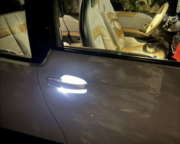 БМВ І3 2016 у Житомирі на Automoto.ua Білий БМВ І3, об'ємом двигуна 0 л та пробігом 130 тис. км за 11000 $, фото 15 на Automoto.ua