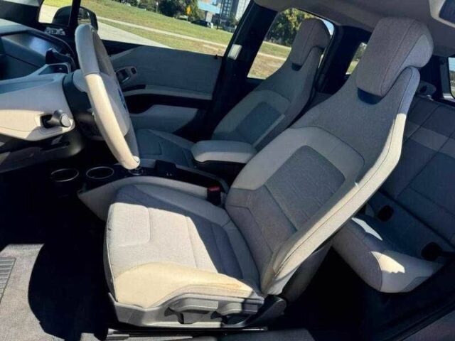 Белый БМВ И3, объемом двигателя 0 л и пробегом 36 тыс. км за 3000 $, фото 7 на Automoto.ua