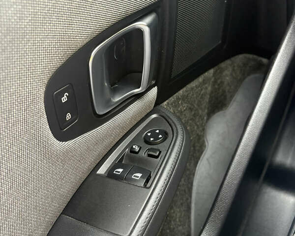 Белый БМВ И3, объемом двигателя 0 л и пробегом 148 тыс. км за 10400 $, фото 30 на Automoto.ua