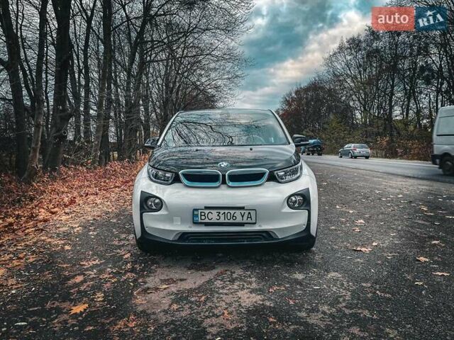 Белый БМВ И3, объемом двигателя 0 л и пробегом 90 тыс. км за 12500 $, фото 1 на Automoto.ua
