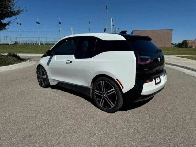 Белый БМВ И3, объемом двигателя 0 л и пробегом 36 тыс. км за 3000 $, фото 2 на Automoto.ua