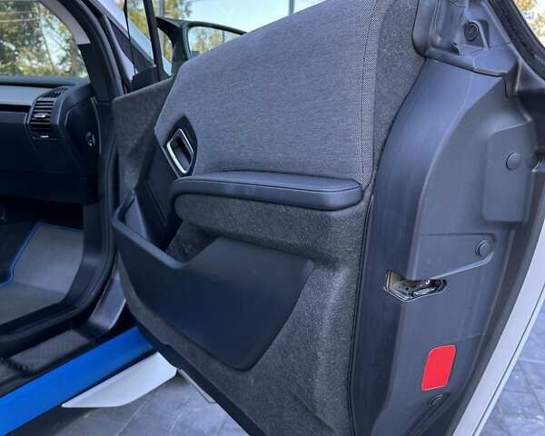Білий БМВ І3, об'ємом двигуна 0 л та пробігом 119 тис. км за 11350 $, фото 41 на Automoto.ua