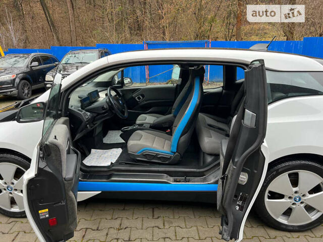Белый БМВ И3, объемом двигателя 0 л и пробегом 48 тыс. км за 11000 $, фото 7 на Automoto.ua