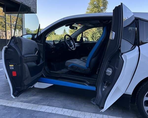 Білий БМВ І3, об'ємом двигуна 0 л та пробігом 119 тис. км за 11350 $, фото 51 на Automoto.ua