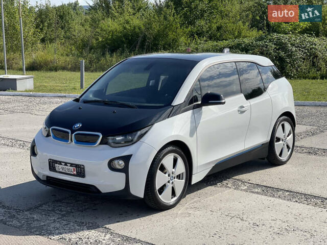 Белый БМВ И3, объемом двигателя 0 л и пробегом 29 тыс. км за 13999 $, фото 1 на Automoto.ua