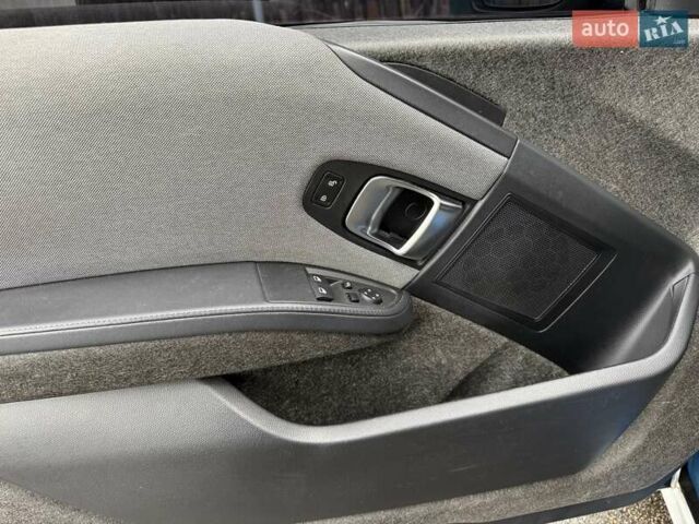 Белый БМВ И3, объемом двигателя 0 л и пробегом 58 тыс. км за 11999 $, фото 49 на Automoto.ua