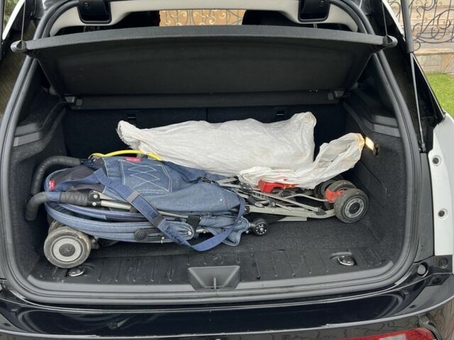Білий БМВ І3, об'ємом двигуна 0 л та пробігом 120 тис. км за 12800 $, фото 4 на Automoto.ua