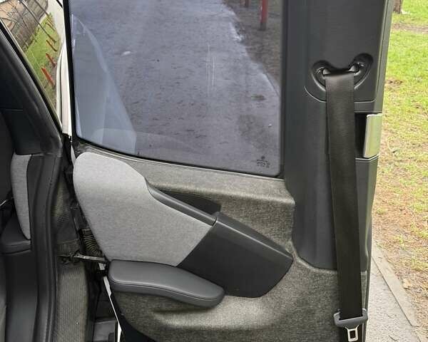 Белый БМВ И3, объемом двигателя 0 л и пробегом 58 тыс. км за 11999 $, фото 24 на Automoto.ua