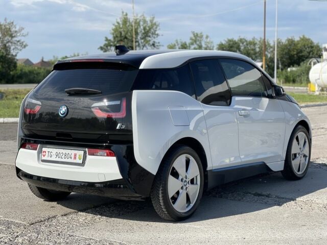 Белый БМВ И3, объемом двигателя 0 л и пробегом 29 тыс. км за 13999 $, фото 2 на Automoto.ua