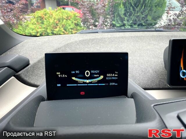 Белый БМВ И3, объемом двигателя 0.13 л и пробегом 30 тыс. км за 13333 $, фото 5 на Automoto.ua