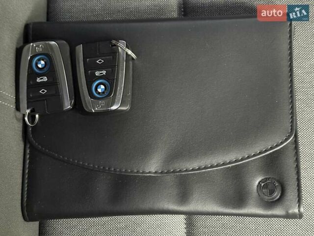 Белый БМВ И3, объемом двигателя 0 л и пробегом 58 тыс. км за 11999 $, фото 57 на Automoto.ua