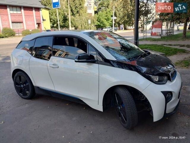 Белый БМВ И3, объемом двигателя 0 л и пробегом 92 тыс. км за 13500 $, фото 2 на Automoto.ua