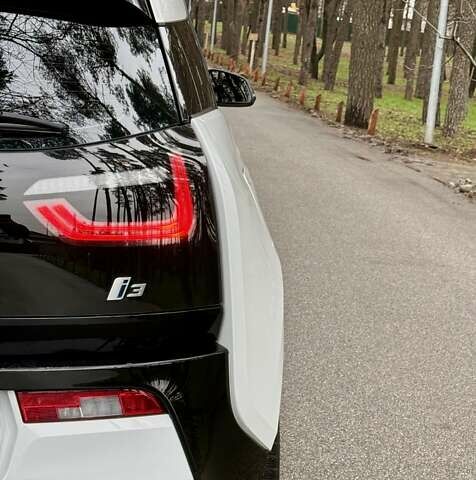 Белый БМВ И3, объемом двигателя 0 л и пробегом 58 тыс. км за 12999 $, фото 15 на Automoto.ua