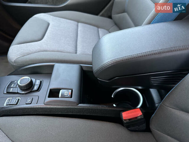 Белый БМВ И3, объемом двигателя 0 л и пробегом 95 тыс. км за 14750 $, фото 30 на Automoto.ua