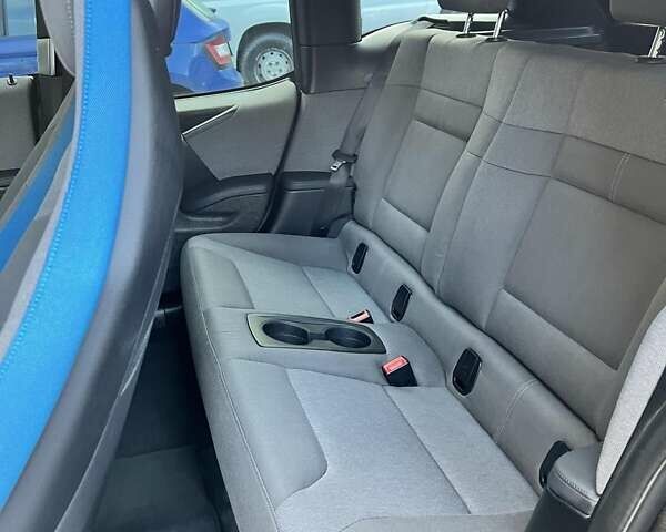 Белый БМВ И3, объемом двигателя 0.65 л и пробегом 220 тыс. км за 17000 $, фото 6 на Automoto.ua