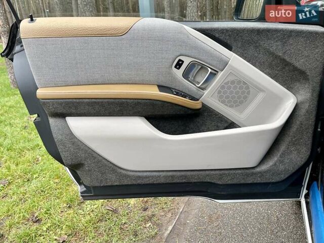 Белый БМВ И3, объемом двигателя 0 л и пробегом 67 тыс. км за 12450 $, фото 40 на Automoto.ua