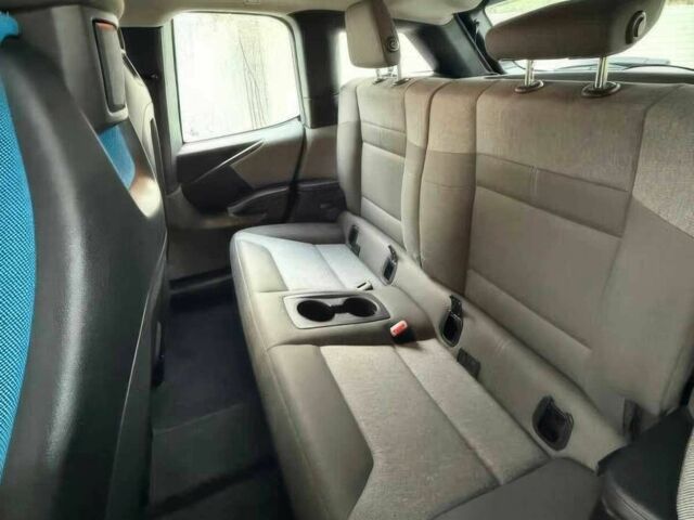 Белый БМВ И3, объемом двигателя 0 л и пробегом 59 тыс. км за 3900 $, фото 6 на Automoto.ua