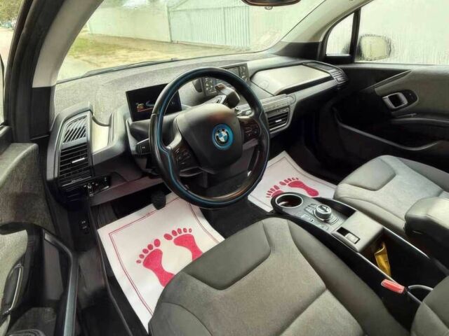 Белый БМВ И3, объемом двигателя 0 л и пробегом 59 тыс. км за 3900 $, фото 5 на Automoto.ua