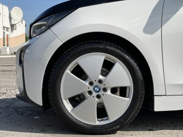 Белый БМВ И3, объемом двигателя 0 л и пробегом 29 тыс. км за 13999 $, фото 7 на Automoto.ua
