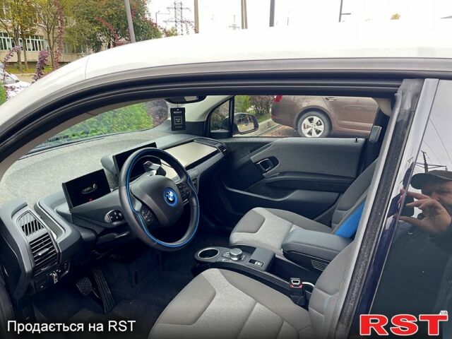 Белый БМВ И3, объемом двигателя 0.13 л и пробегом 30 тыс. км за 13333 $, фото 8 на Automoto.ua