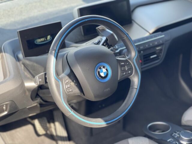 Белый БМВ И3, объемом двигателя 0 л и пробегом 29 тыс. км за 13999 $, фото 11 на Automoto.ua