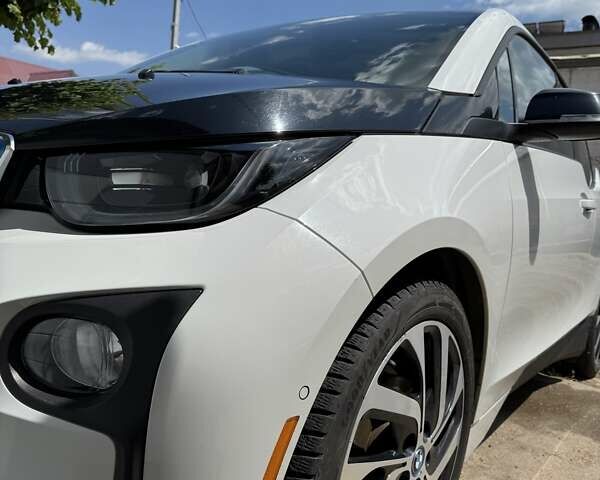 Белый БМВ И3, объемом двигателя 0 л и пробегом 108 тыс. км за 15300 $, фото 13 на Automoto.ua