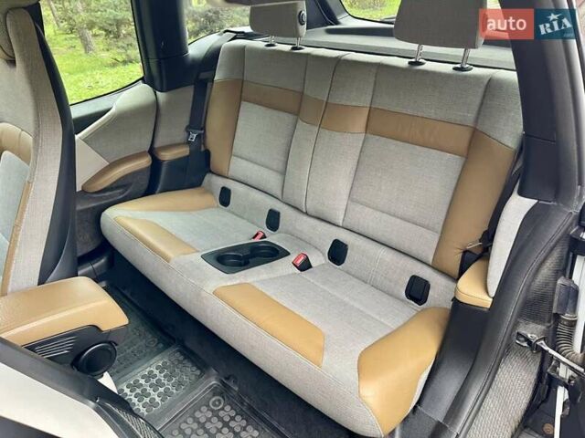 Белый БМВ И3, объемом двигателя 0 л и пробегом 67 тыс. км за 12450 $, фото 29 на Automoto.ua