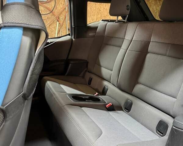 Белый БМВ И3, объемом двигателя 0 л и пробегом 108 тыс. км за 15300 $, фото 11 на Automoto.ua