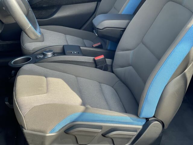 Белый БМВ И3, объемом двигателя 0 л и пробегом 29 тыс. км за 13999 $, фото 12 на Automoto.ua