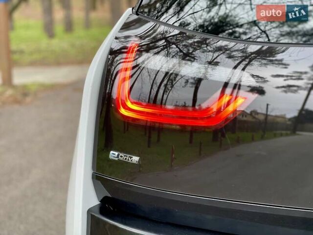 Белый БМВ И3, объемом двигателя 0 л и пробегом 67 тыс. км за 12450 $, фото 18 на Automoto.ua