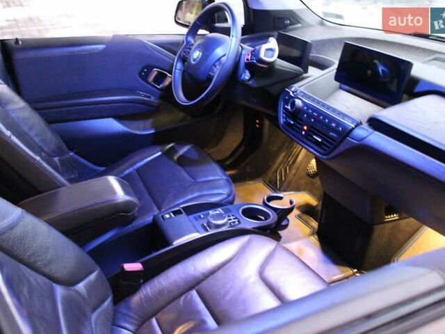 Білий БМВ І3, об'ємом двигуна 0 л та пробігом 128 тис. км за 14240 $, фото 34 на Automoto.ua