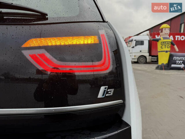 Білий БМВ І3, об'ємом двигуна 0 л та пробігом 149 тис. км за 9800 $, фото 14 на Automoto.ua