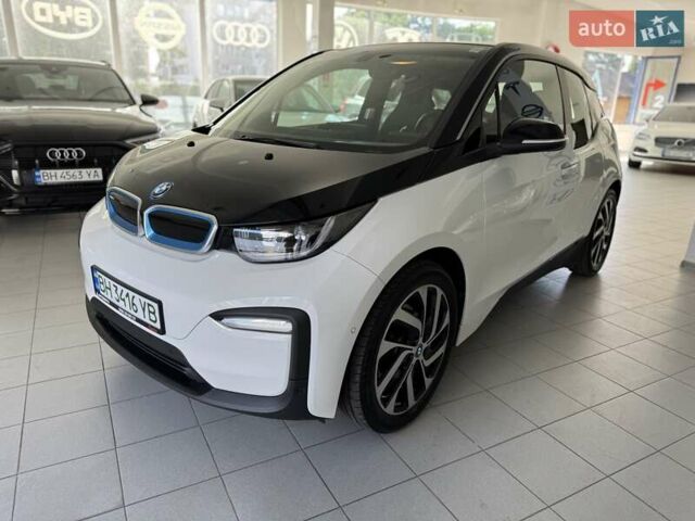 Белый БМВ И3, объемом двигателя 0 л и пробегом 72 тыс. км за 15500 $, фото 1 на Automoto.ua