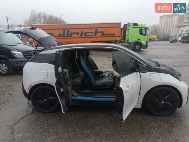 Белый БМВ И3, объемом двигателя 0 л и пробегом 108 тыс. км за 17900 $, фото 7 на Automoto.ua