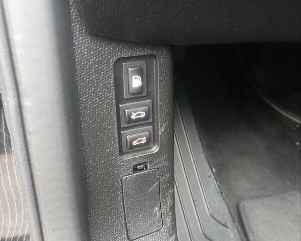 Белый БМВ И3, объемом двигателя 0 л и пробегом 108 тыс. км за 17900 $, фото 13 на Automoto.ua