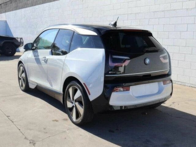 Белый БМВ И3, объемом двигателя 0 л и пробегом 47 тыс. км за 3000 $, фото 3 на Automoto.ua