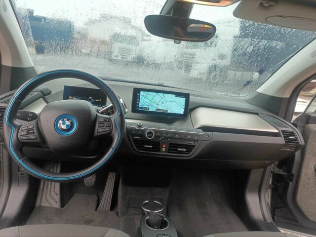 Белый БМВ И3, объемом двигателя 0 л и пробегом 108 тыс. км за 17900 $, фото 13 на Automoto.ua