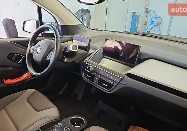 Білий БМВ І3, об'ємом двигуна 0 л та пробігом 19 тис. км за 13000 $, фото 8 на Automoto.ua