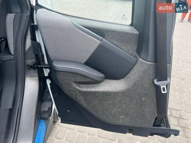 Белый БМВ И3, объемом двигателя 0 л и пробегом 69 тыс. км за 14790 $, фото 27 на Automoto.ua