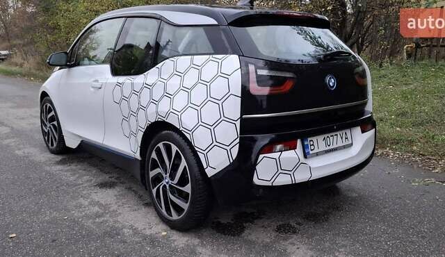 Белый БМВ И3, объемом двигателя 0 л и пробегом 79 тыс. км за 16100 $, фото 7 на Automoto.ua